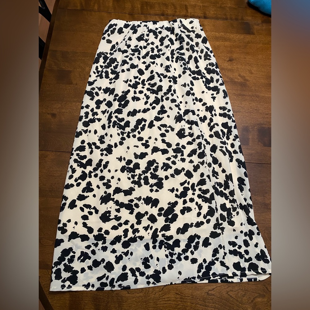 Japna Cheetah Animal Print Slim Skirt, Size M